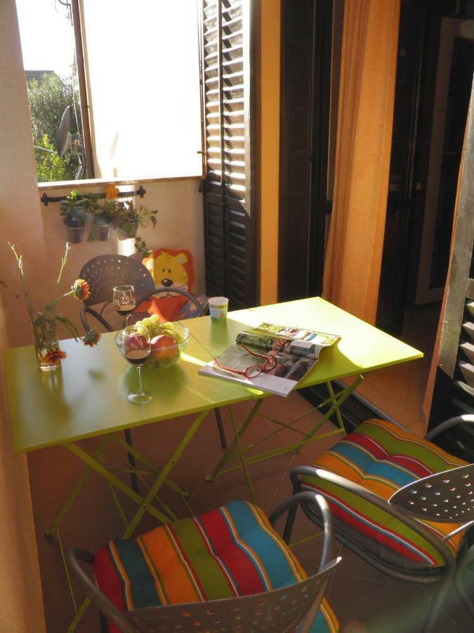 Apartment Suzy With Private Parking Fažana Esterno foto